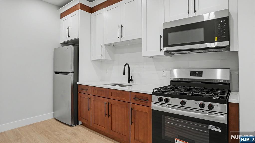 135 Bergen Avenue - Photo 4