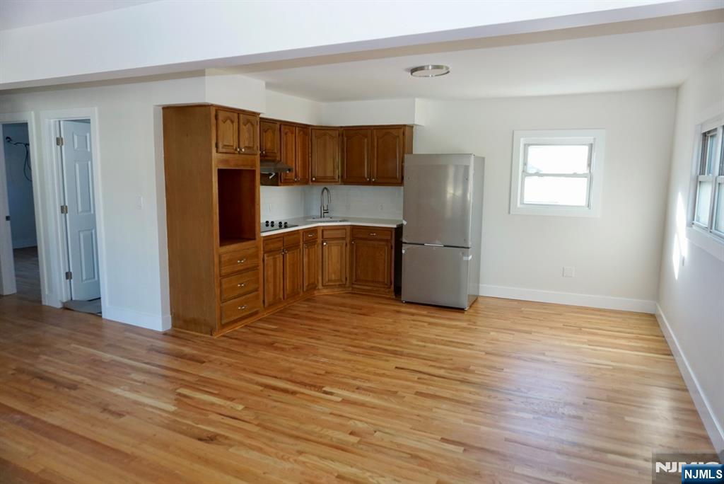 236-238 Stuyvesant 3 - Photo 2