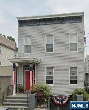 522 26th Street - Photo 1