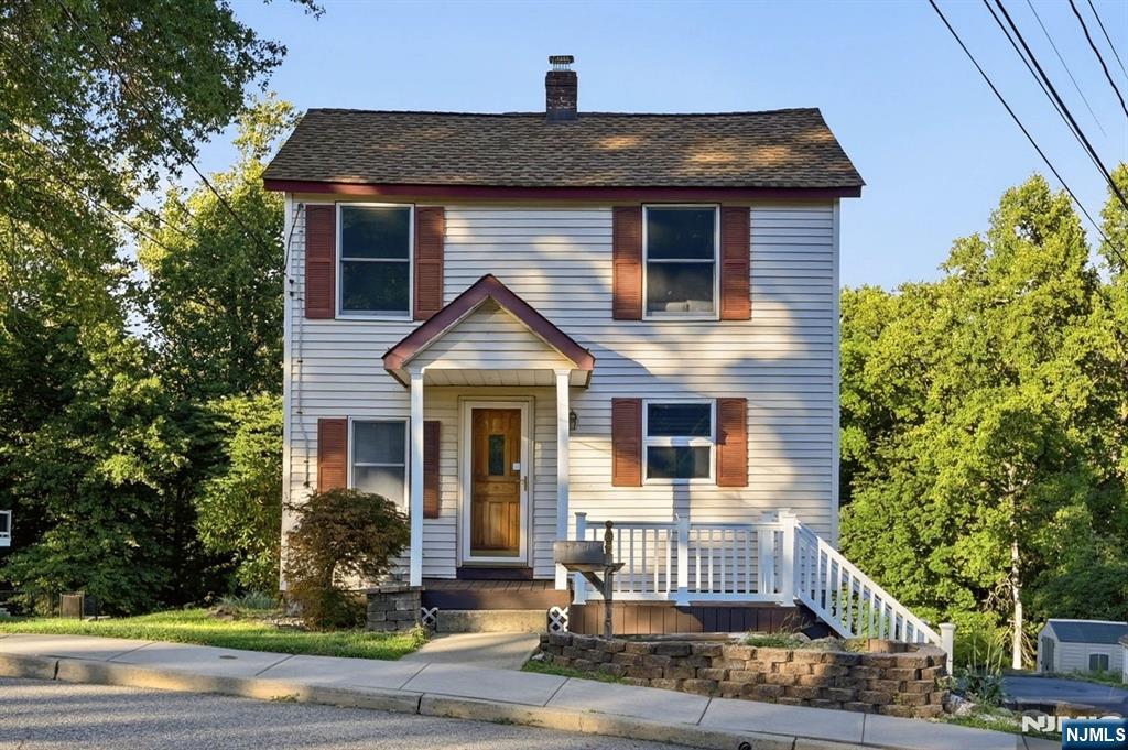 72 Arch Street - Photo 1