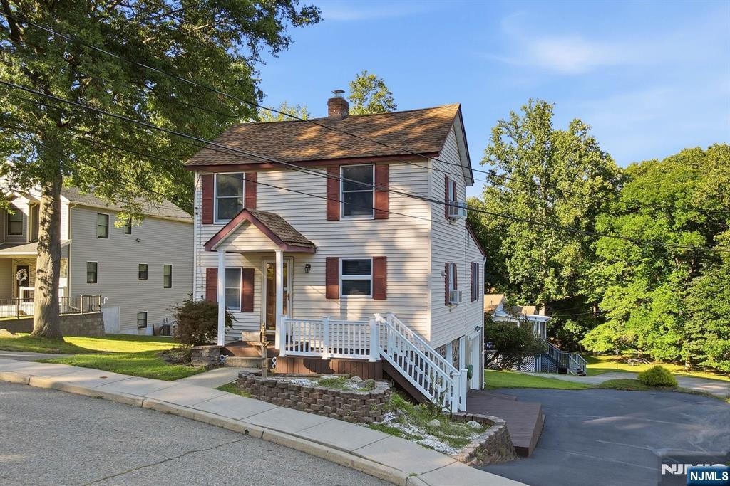 72 Arch Street - Photo 3
