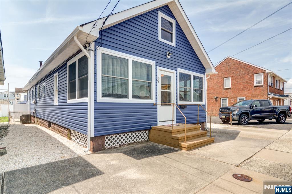 59 Fremont Avenue - Photo 1