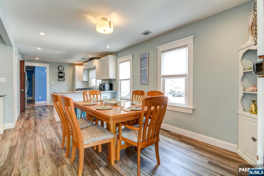 59 Fremont Avenue - Photo 4