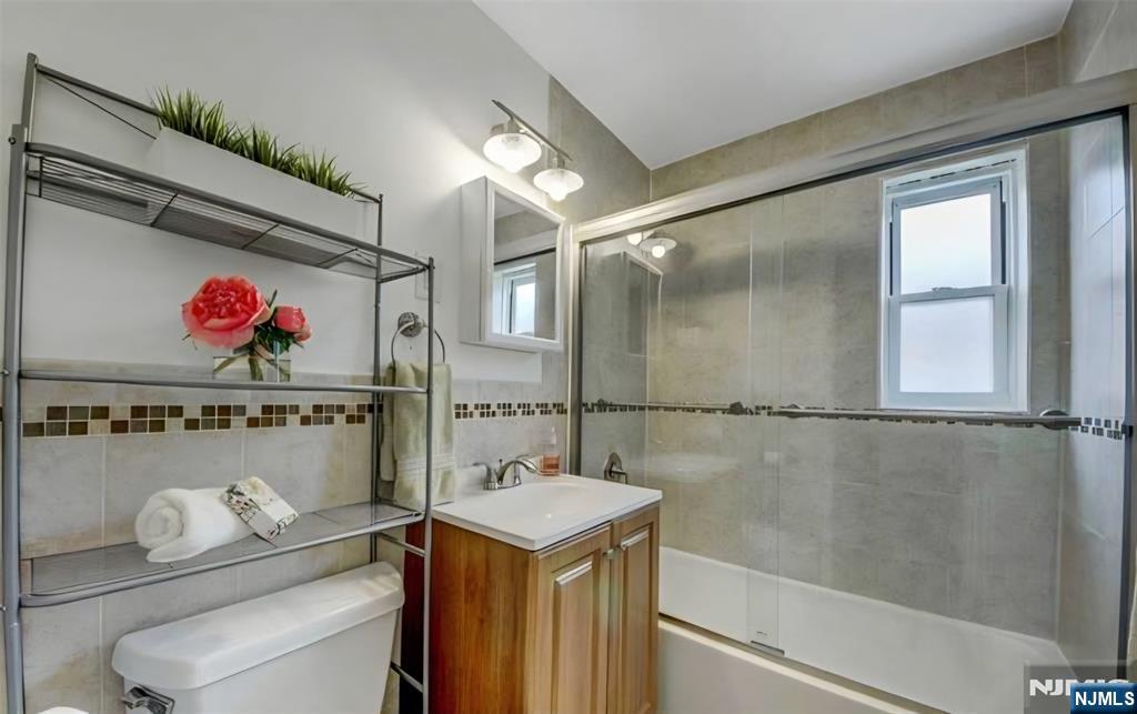 370 Esplanade 21 - Photo 5