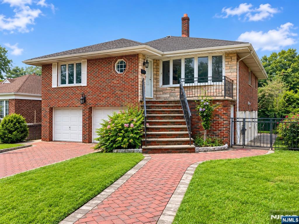 457 State Rt 5, Fort Lee, NJ 07024
