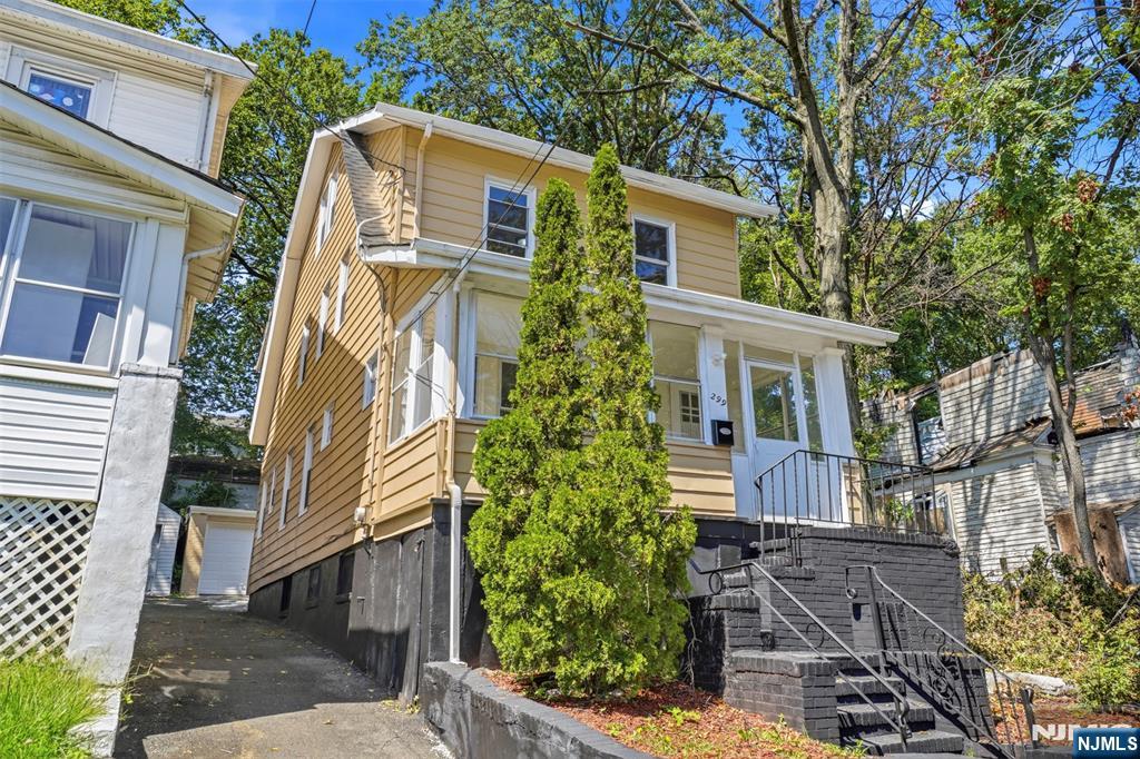 299 Smith Street - Photo 3