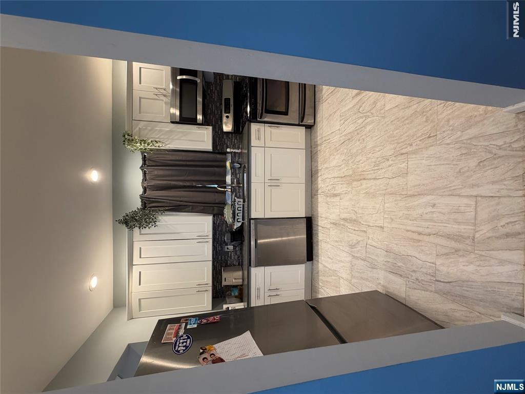 81 Dewey Street - Photo 4