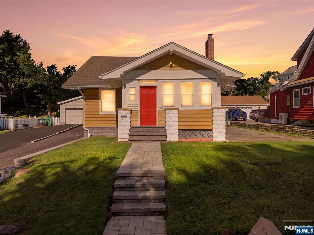 205 Dewitt Avenue - Photo 1