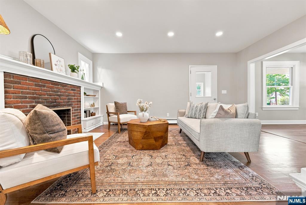 205 Dewitt Avenue - Photo 2