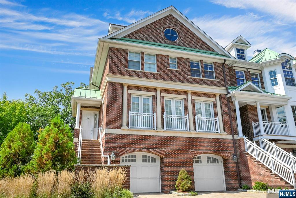 100 Heights Lane - Photo 1