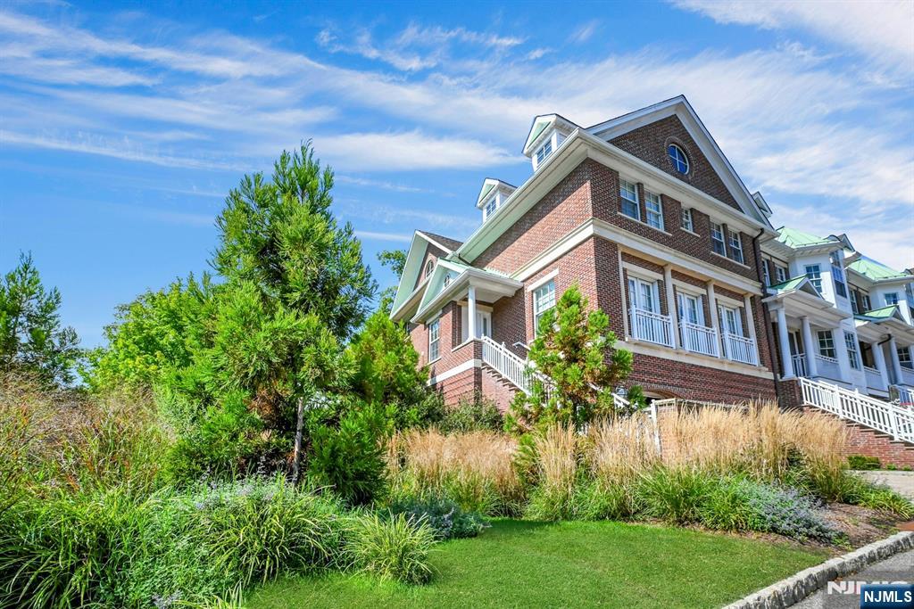 100 Heights Lane - Photo 2