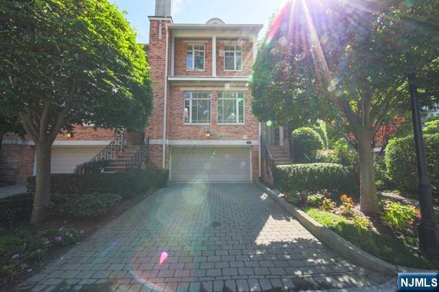 148 Hudson Cove 148 - Photo 1