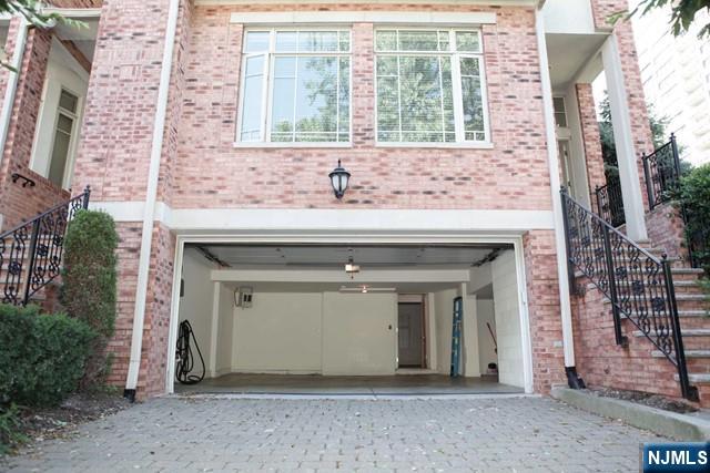 148 Hudson Cove 148 - Photo 3