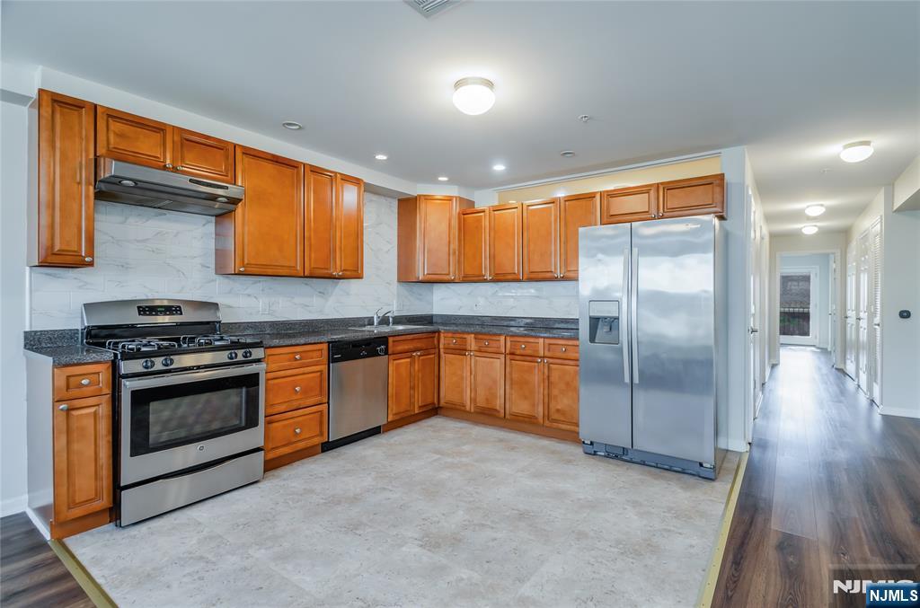 148 Oakwood Avenue A - Photo 4