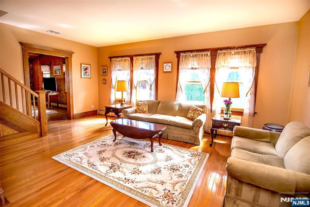 116 W Quackenbush Avenue - Photo 4