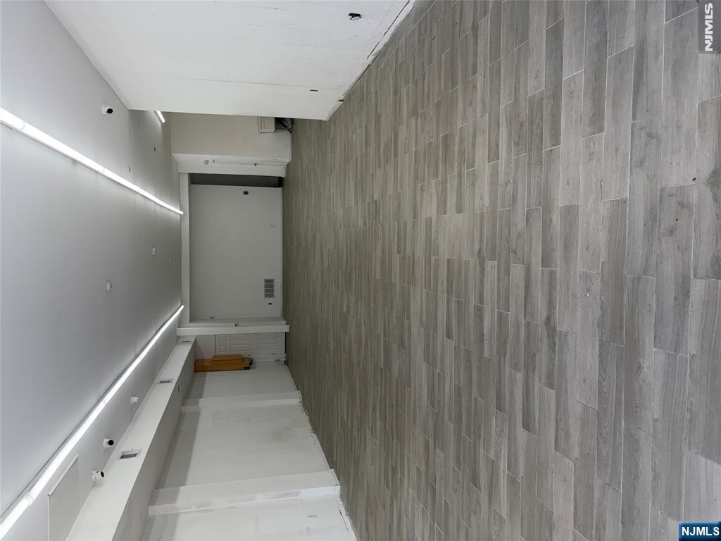 281 Belmont Avenue - Photo 2
