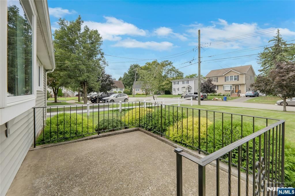 77 High Street - Photo 2