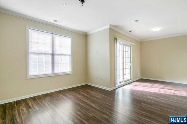 55 E Emerson Plaza 203 - Photo 4