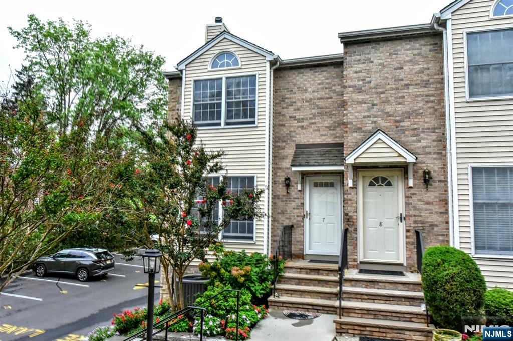 196 W Madison Avenue 7B - Photo 5