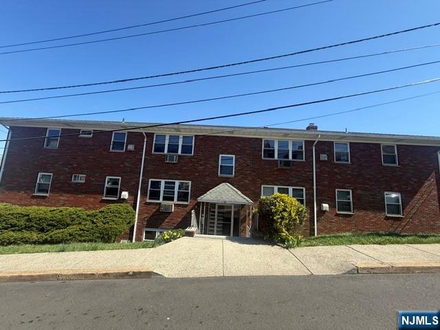 10 Berton Place 1 - Photo 1