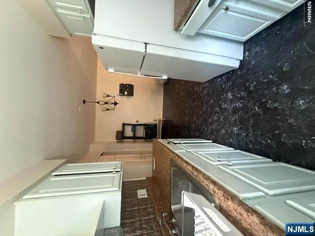 10 Berton Place 1 - Photo 2