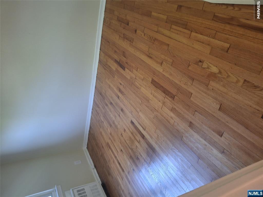 421 Main - Photo 4