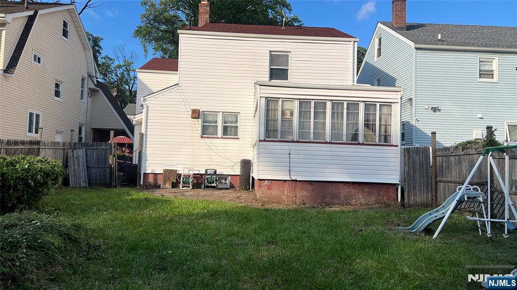244 Belleview Terrace - Photo 3
