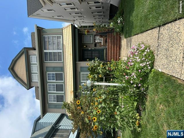 17 Mount Pleasant Avenue - Photo 1