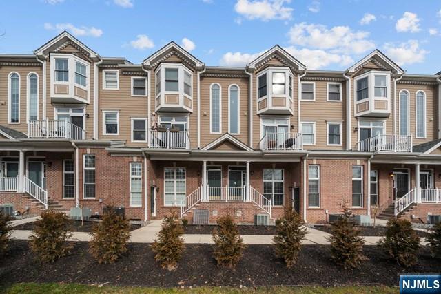 397 Kingston Court - Photo 1