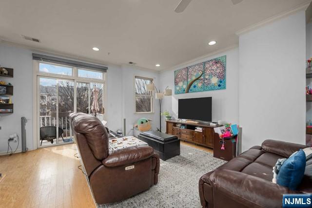 397 Kingston Court - Photo 3