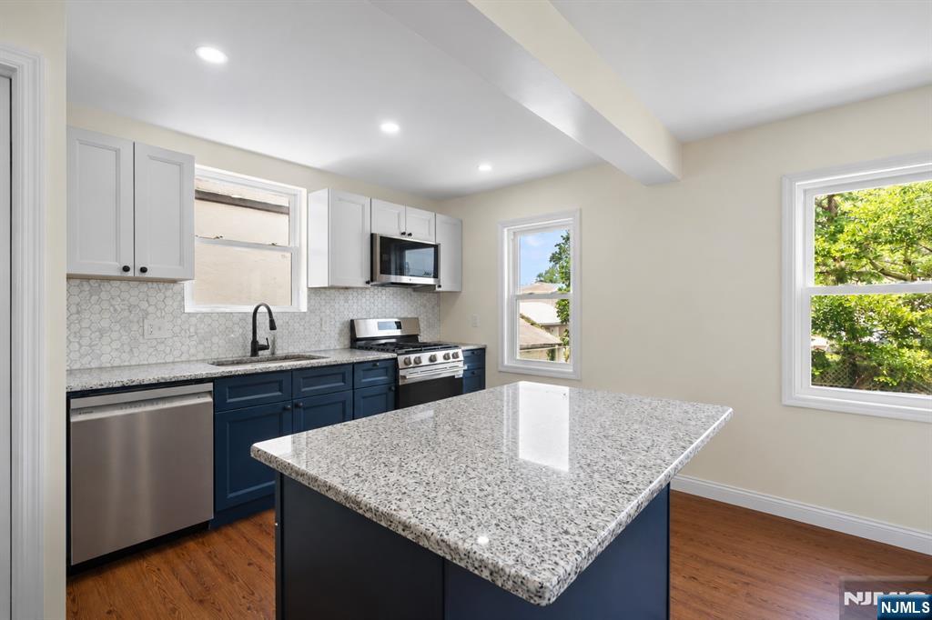 731 Humboldt Street - Photo 4
