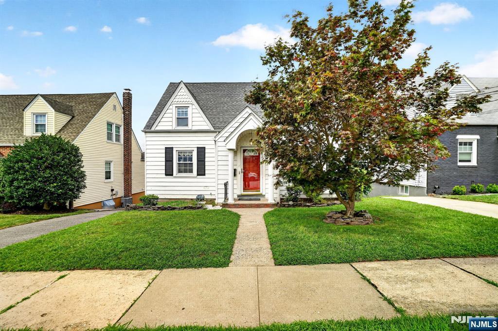 5-7 Bond Place - Photo 1