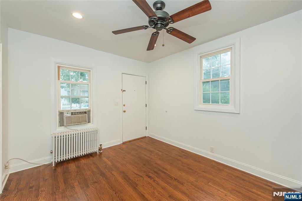 200 Valley Brook Avenue - Photo 3