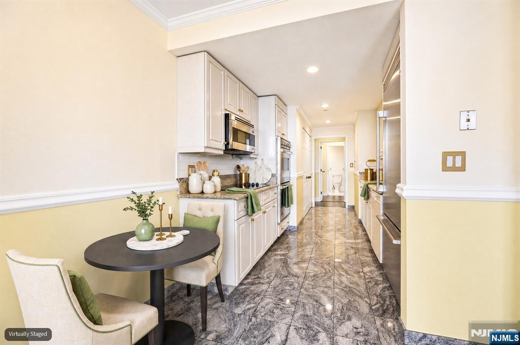 900 Palisade Avenue #20A