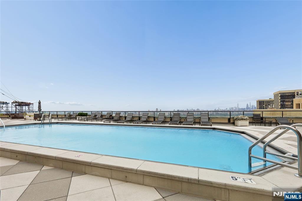 900 Palisade Avenue #20A
