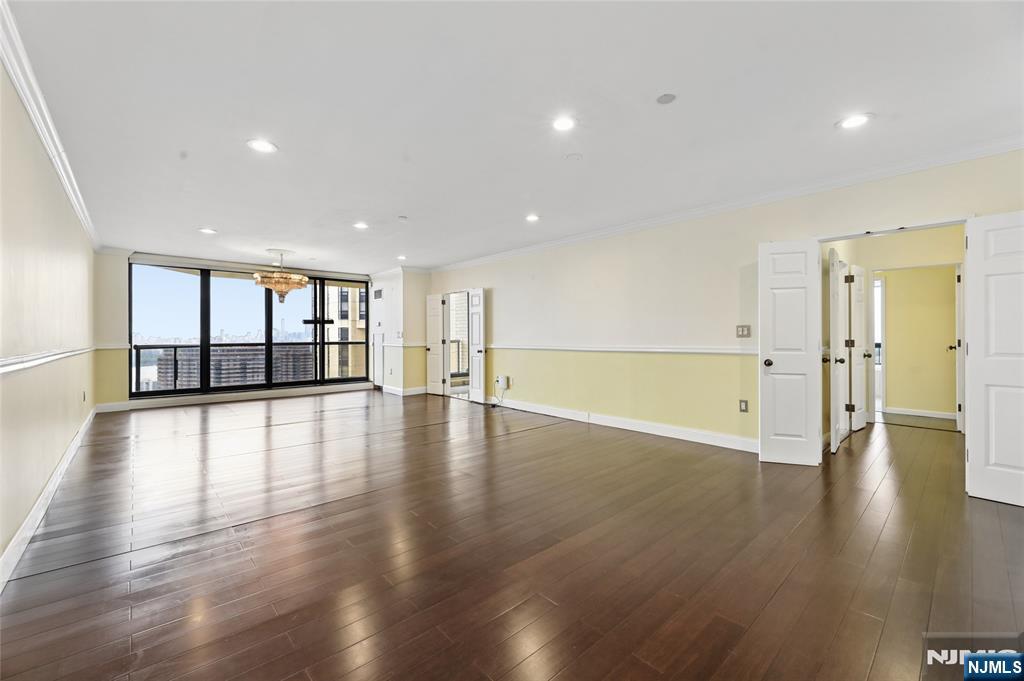 Photo 4 of Condo for sale at 900 Palisade Ave #20A, Fort Lee, NJ 07024 | MLS# 26032883 | Listing updated on 2026-09-16