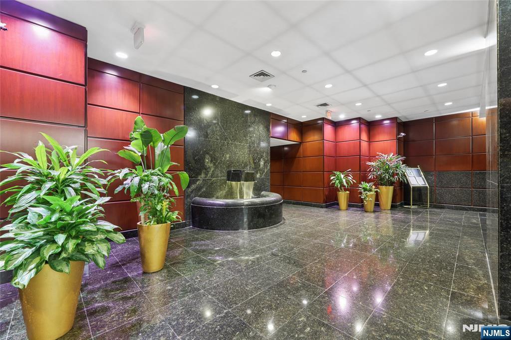 900 Palisade Avenue #20A