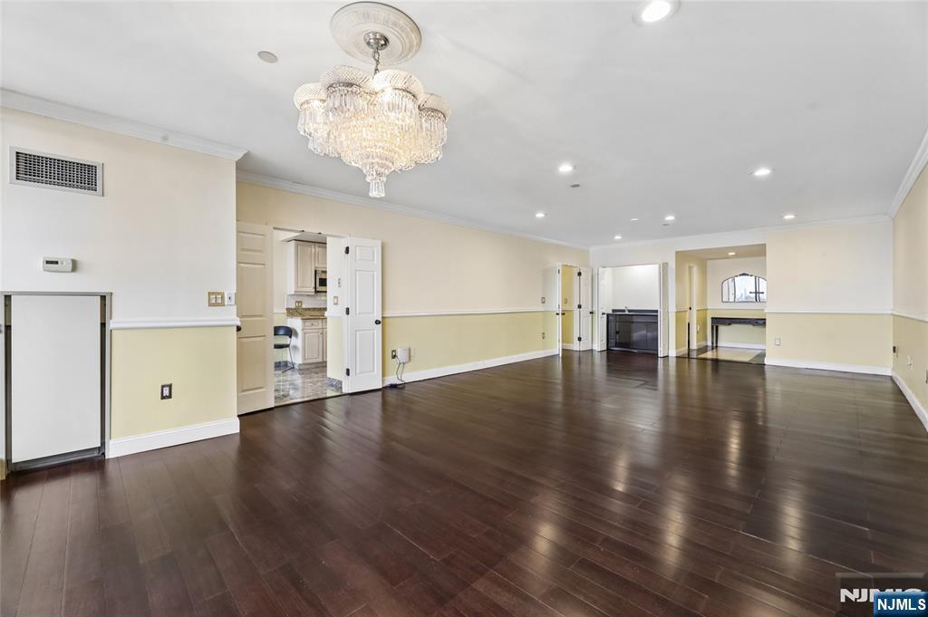 900 Palisade Avenue #20A