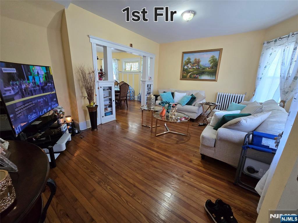 884-886 28th Street - Photo 5