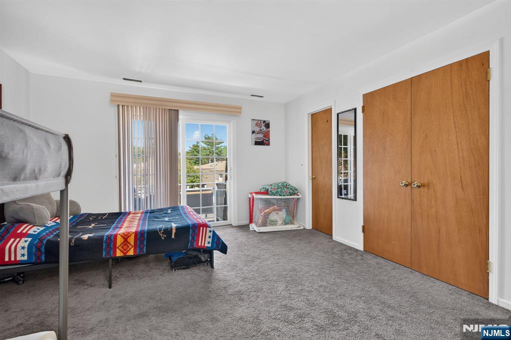 271 Collignon Way #4B