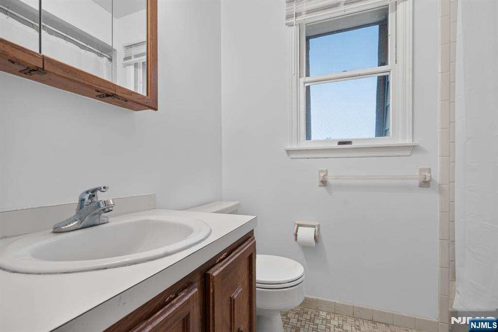 271 Collignon Way #4B