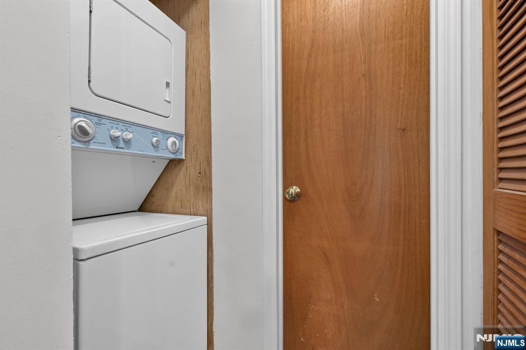 271 Collignon Way #4B