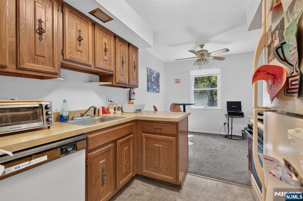 271 Collignon Way #4B