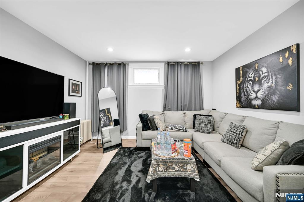 126 Macarthur Avenue - Photo 3