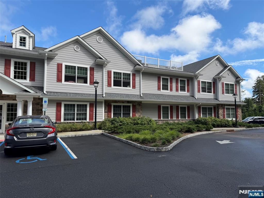 505 Kinderkamack Road 104 - Photo 2