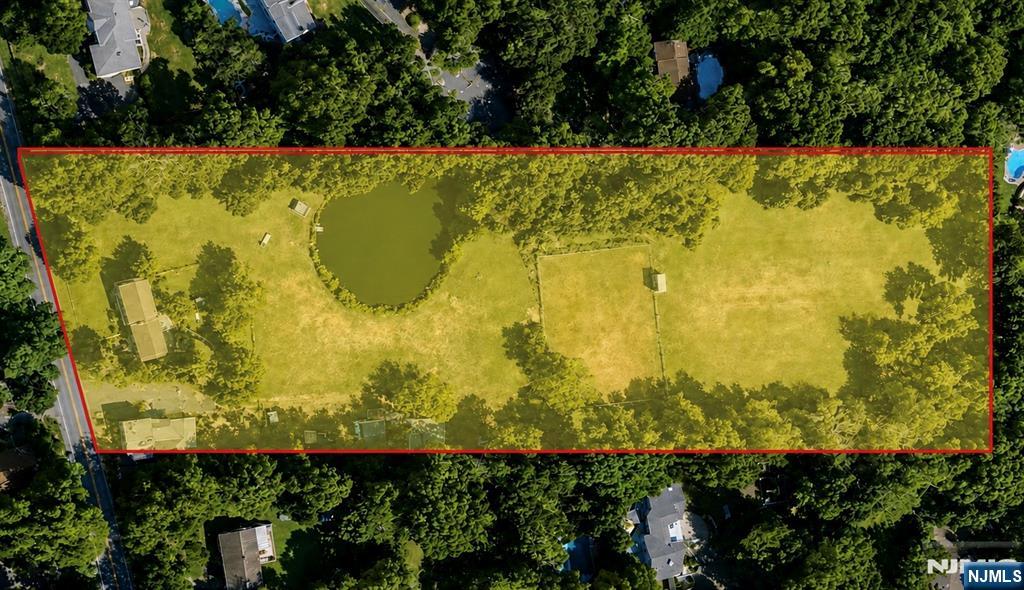 107 Woodcliff Ave, Woodcliff Lake, NJ 07677