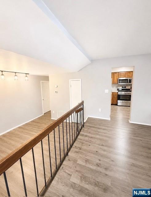 905 Spruce Hills Drive 905 - Photo 3