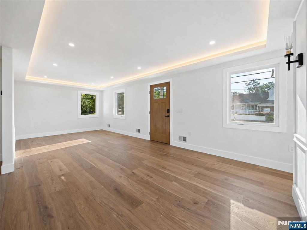 2-07 37th Street - Photo 5