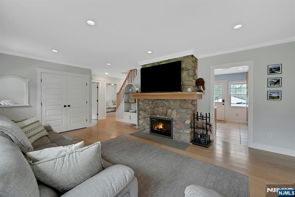 58 Ramapo Road - Photo 5