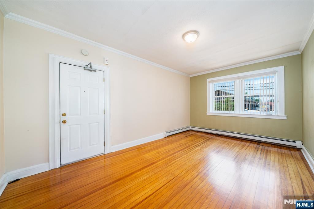 82 Hackensack Street 3 - Photo 5